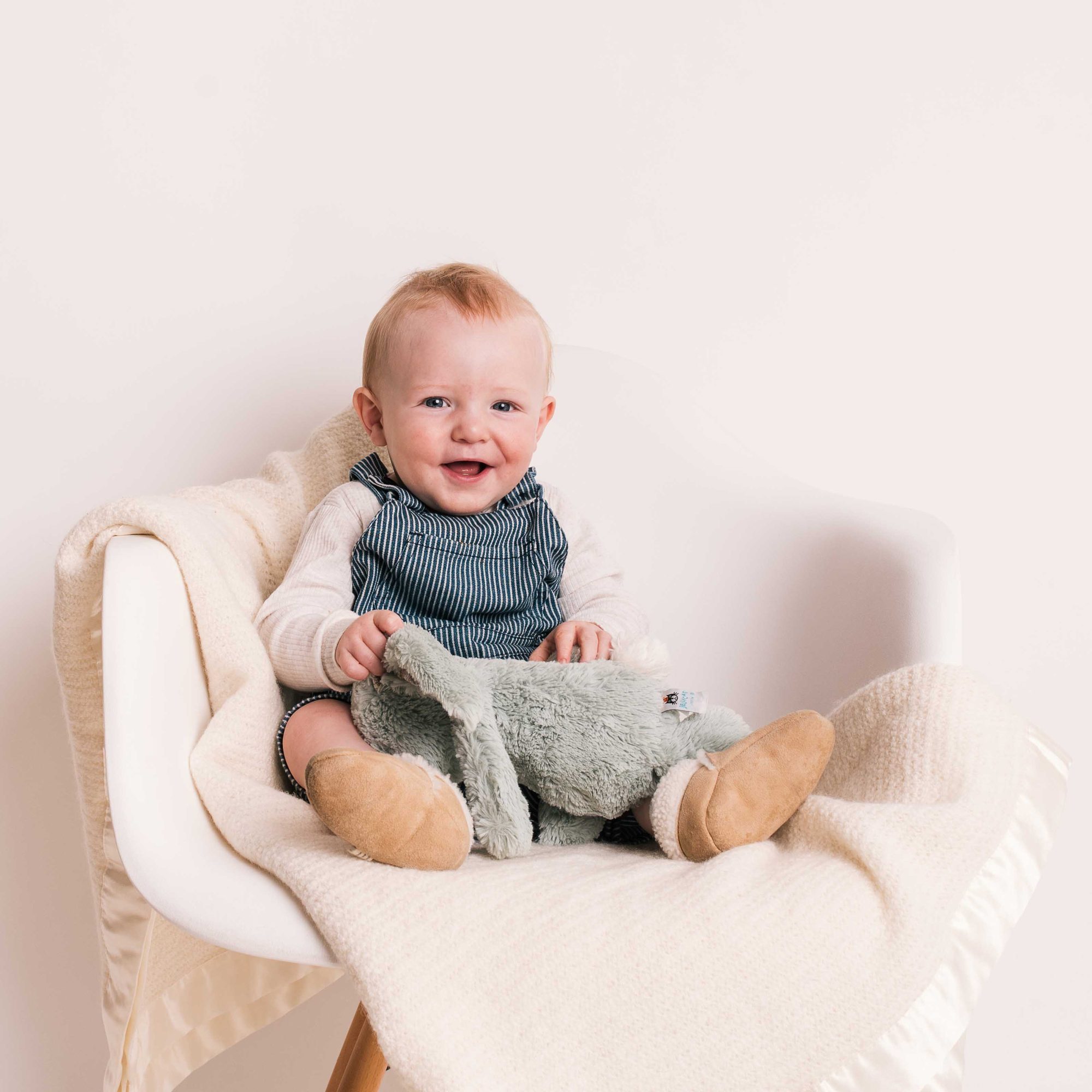 A little one at a Little Portrait Club studio session